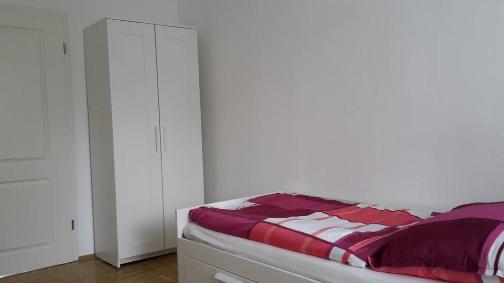 Schoene Ferien Und Messewohnung Naehe Duesseldorf Und Koeln ฮาน ภายนอก รูปภาพ